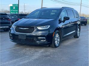 Chrysler Pacifica Touring FWD