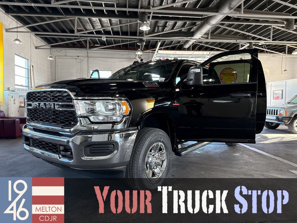 2024 RAM 2500 Tradesman Crew Cab 4WD