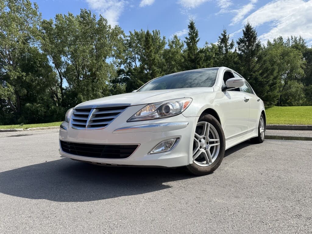 2013 Hyundai Genesis