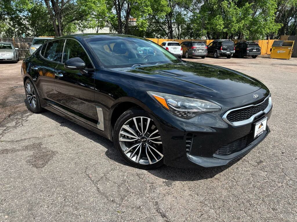 2018 Kia Stinger Premium RWD