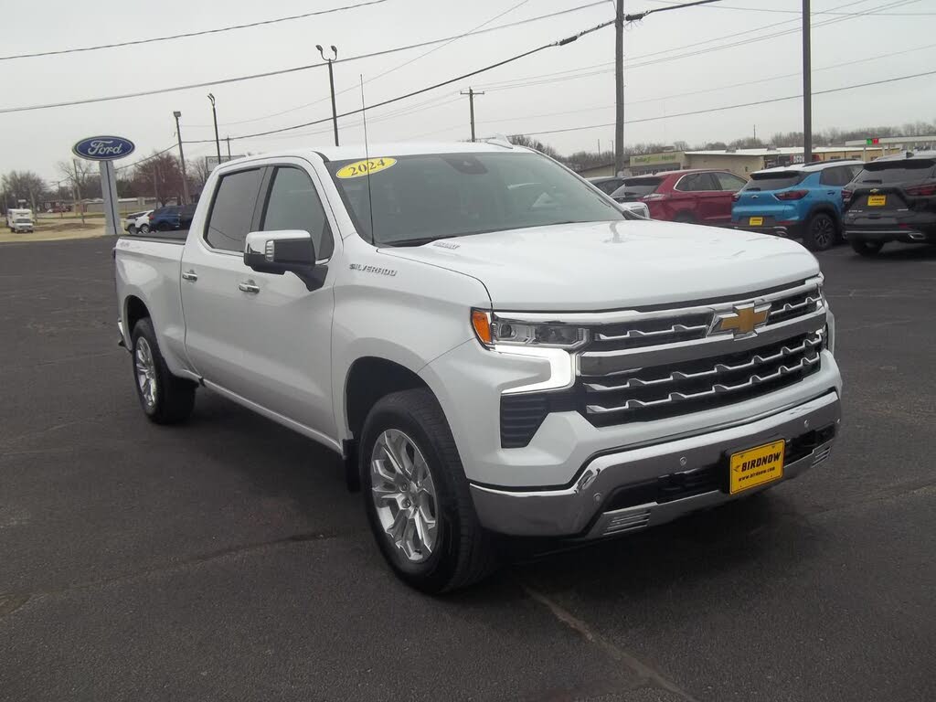 2024 Chevrolet Silverado 1500 LTZ Crew Cab 4WD