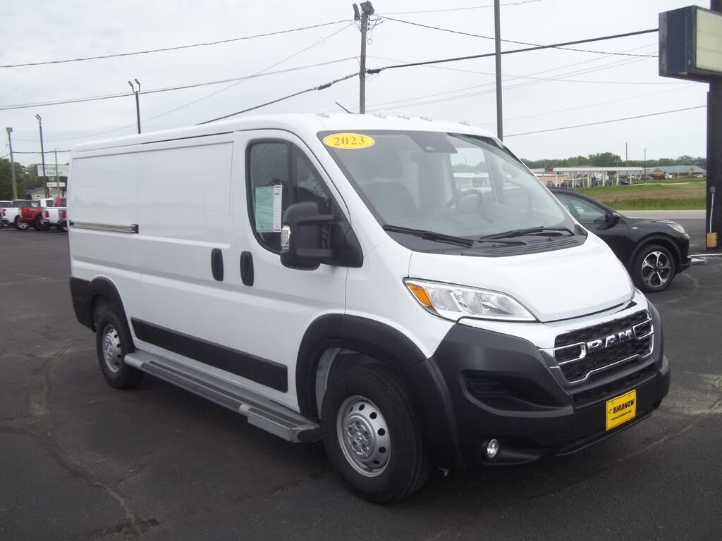 2023 RAM ProMaster 2500 136 Low Roof Cargo Van FWD
