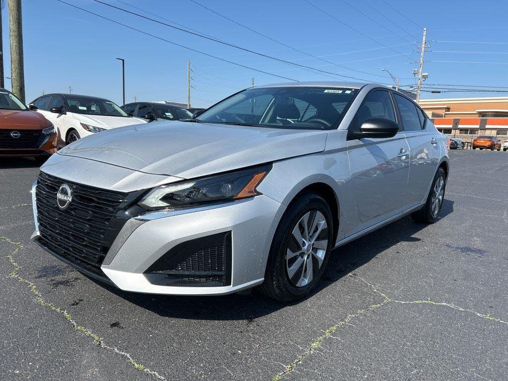 2025 Nissan Altima 2.5 S FWD