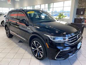 Volkswagen Tiguan SEL R-Line 4Motion