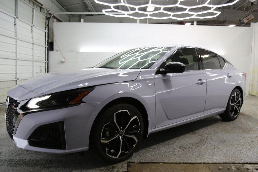 2025 Nissan Altima 2.5 SR FWD