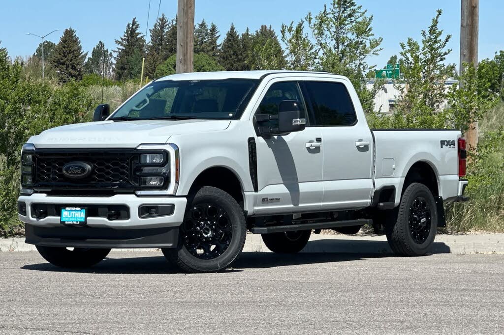 2025 Ford F-350 Super Duty Lariat Crew Cab 4WD