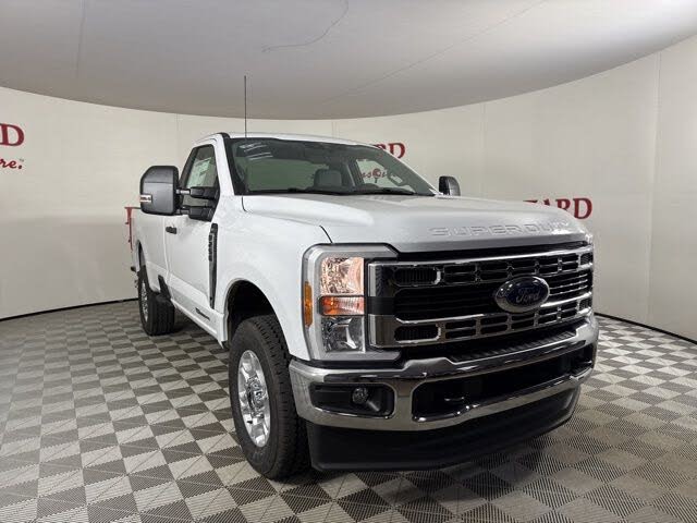 2025 Ford F-250 Super Duty XLT Regular Cab LB 4WD