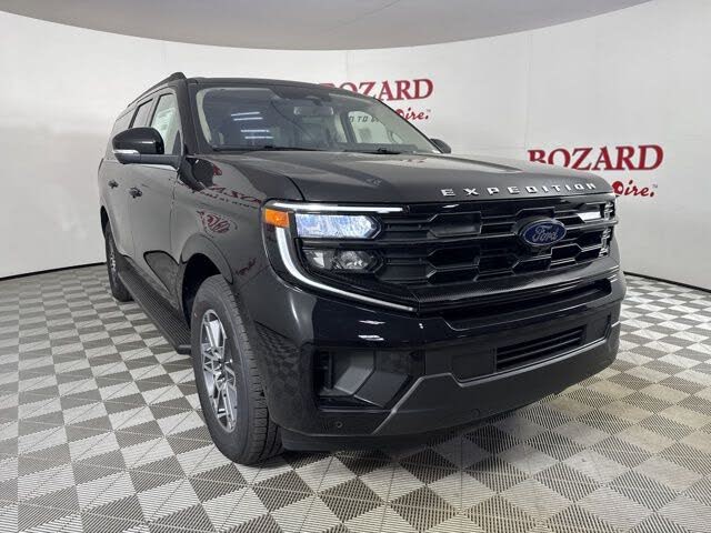 2025 Ford Expedition MAX Active RWD