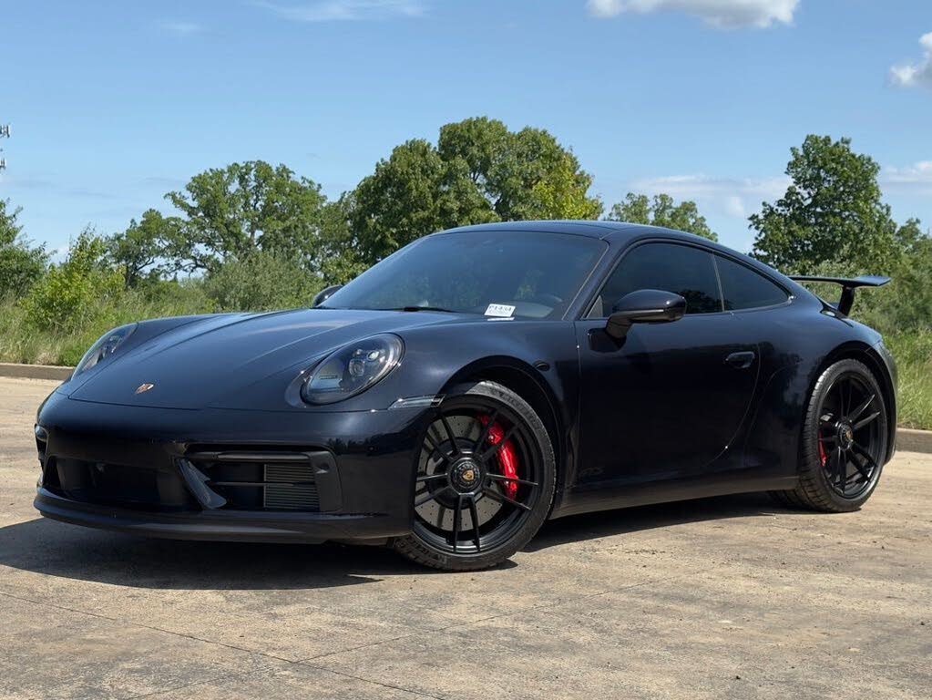 2024 Porsche 911 Carrera GTS Coupe RWD