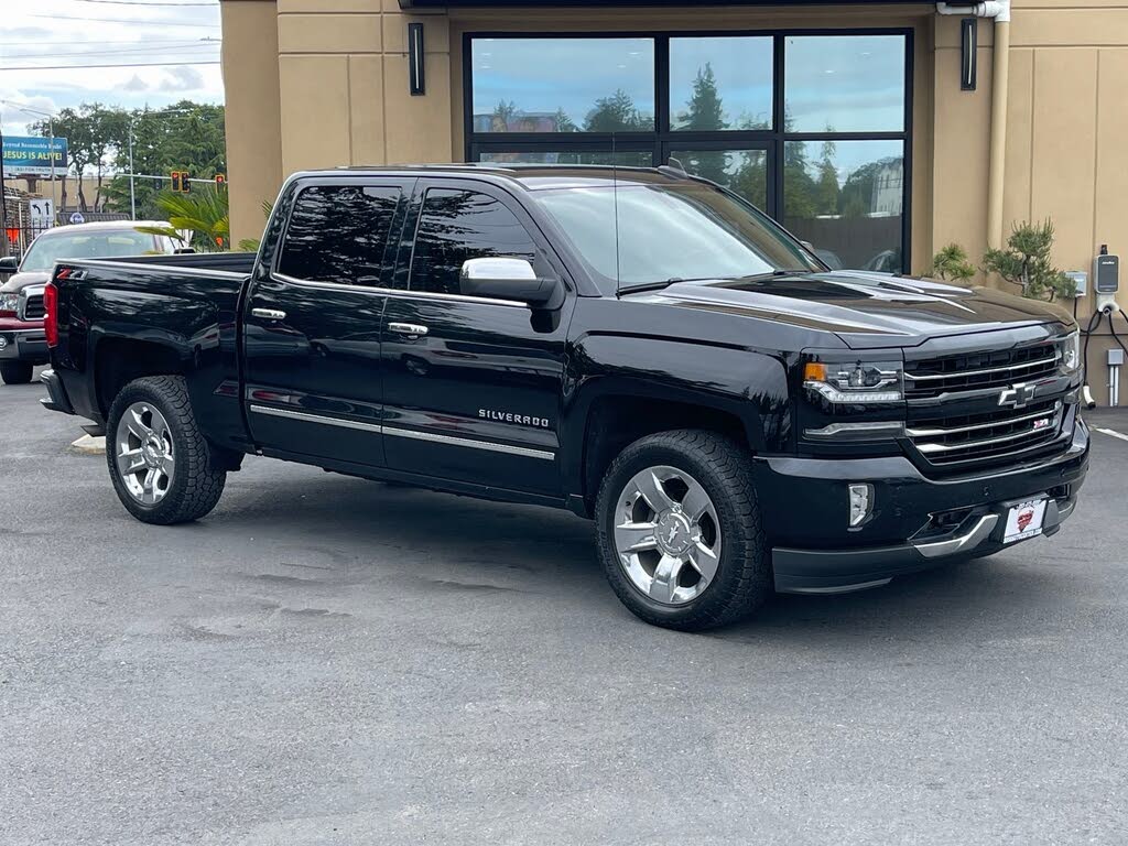 2018 Chevrolet Silverado 1500 LTZ Crew Cab 4WD