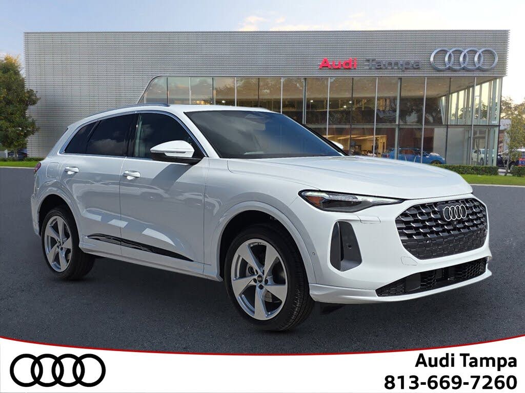 2025 Audi Q5 quattro Premium Plus 40 TFSI