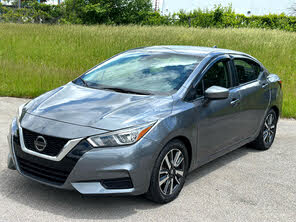 Nissan Versa SV FWD