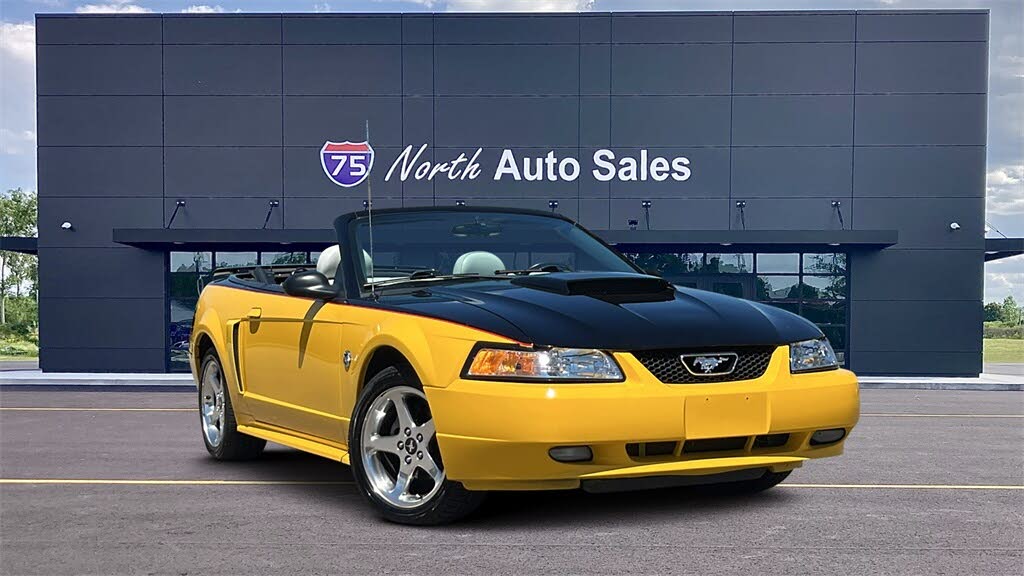 2004 Ford Mustang GT Convertible RWD