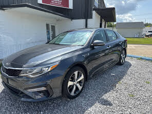 Kia Optima S FWD