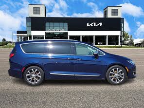 Chrysler Pacifica Limited FWD