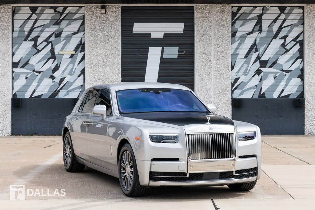 2023 Rolls-Royce Phantom RWD