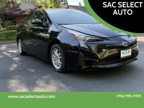Toyota Prius Two FWD