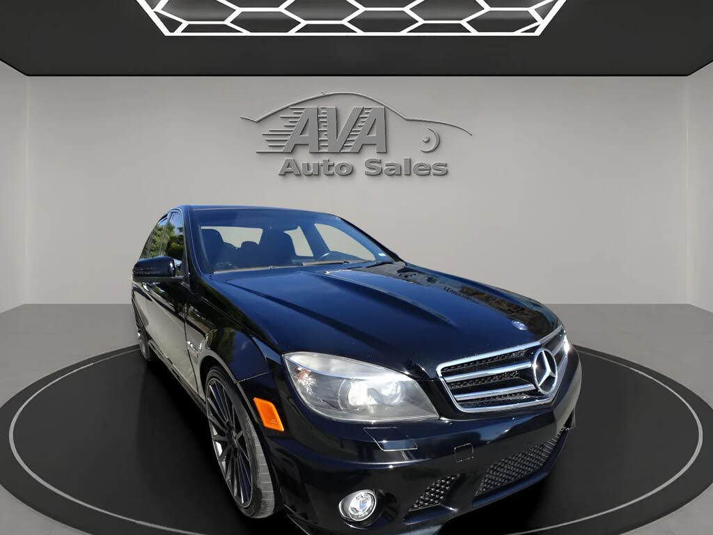 2010 Mercedes-Benz C-Class C 63 AMG