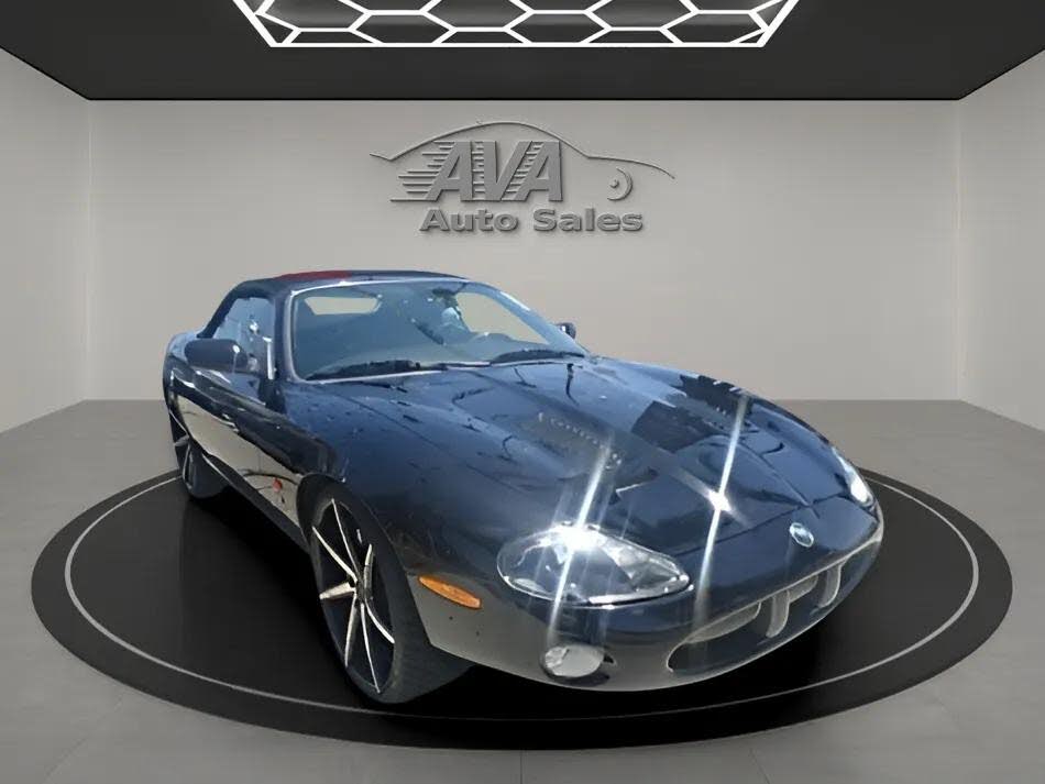 2004 Jaguar XK-Series XKR Convertible RWD