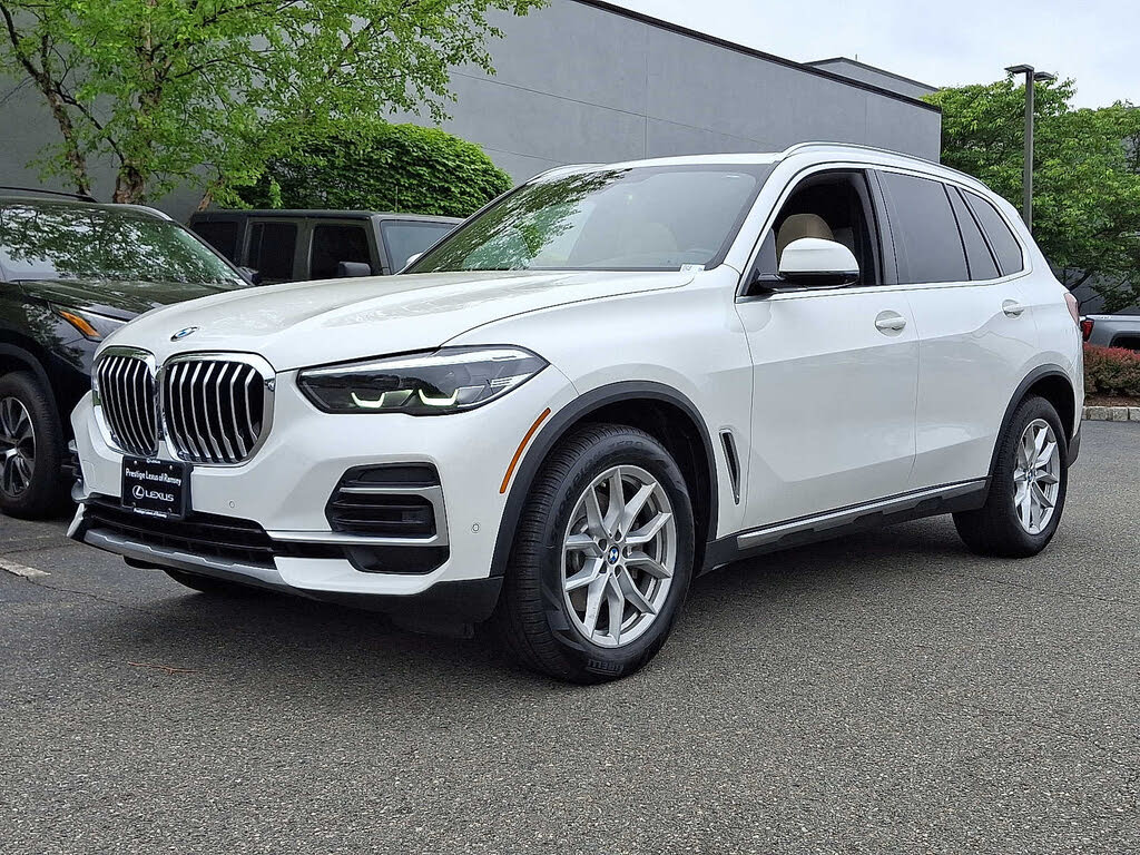 2022 BMW X5 xDrive40i AWD