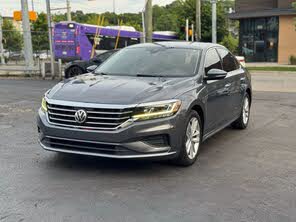 Volkswagen Passat 2.0T SE FWD