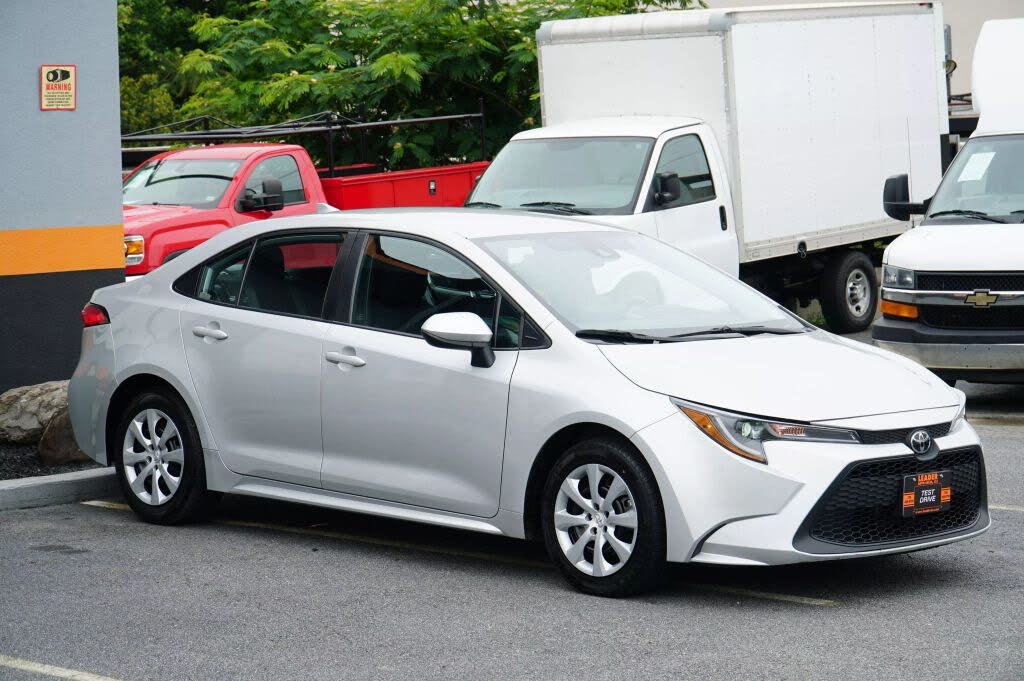 2022 Toyota Corolla LE FWD