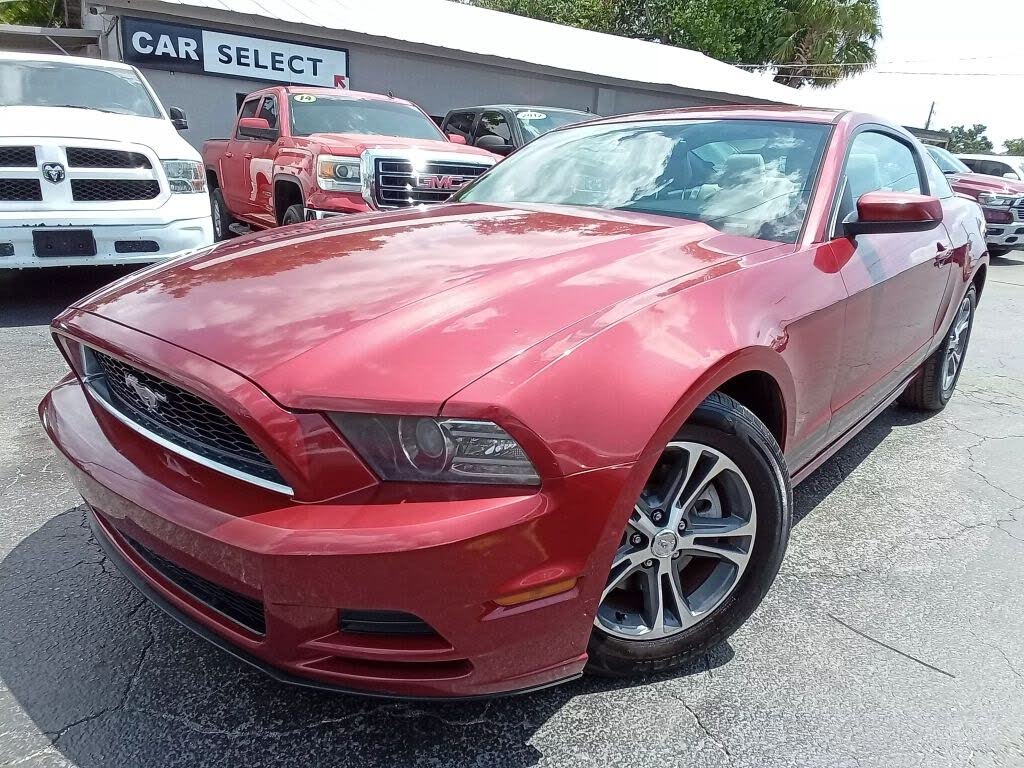 2014 Ford Mustang V6 Premium Coupe RWD