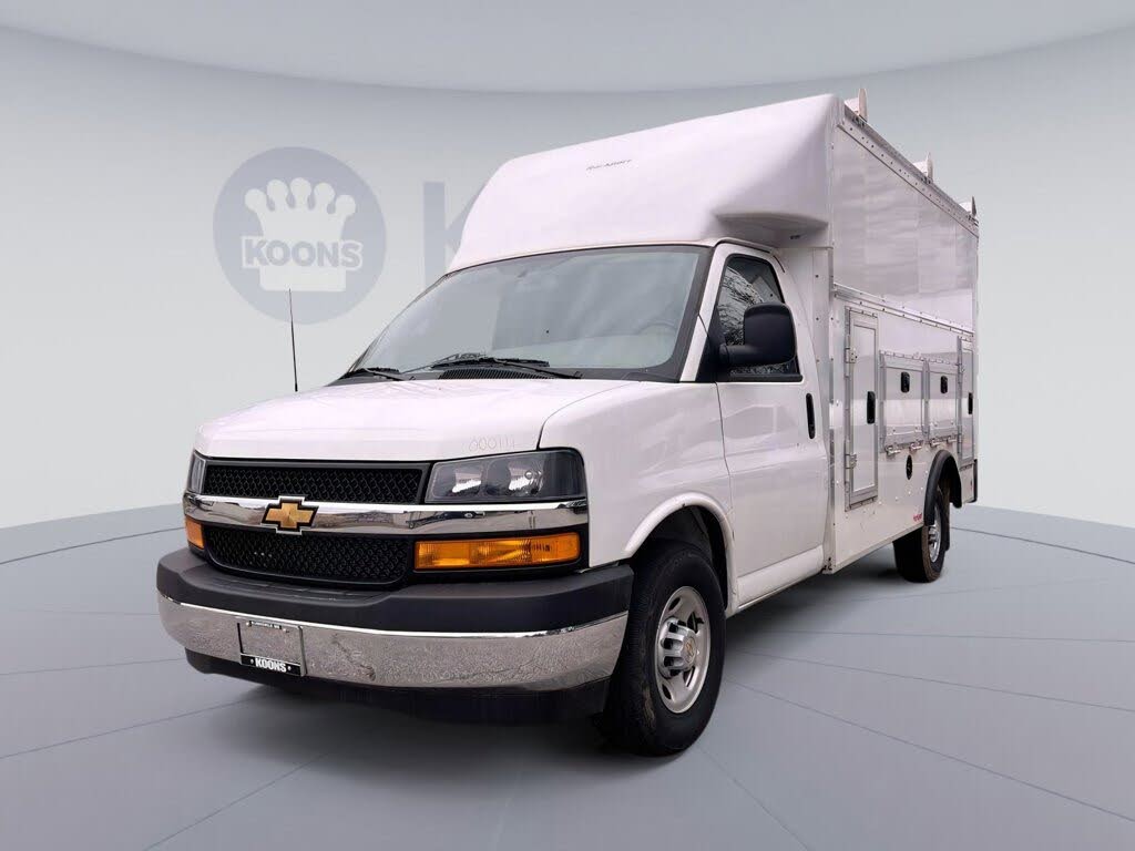2025 Chevrolet Express Chassis 3500 Cutaway 159