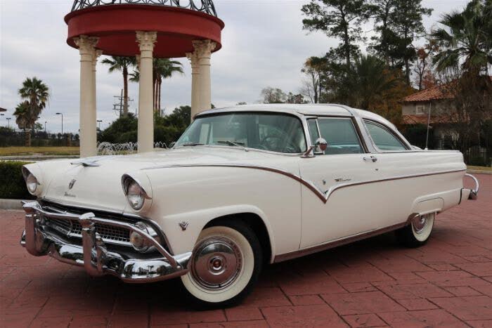 1955 Ford Fairlane Crown Victoria