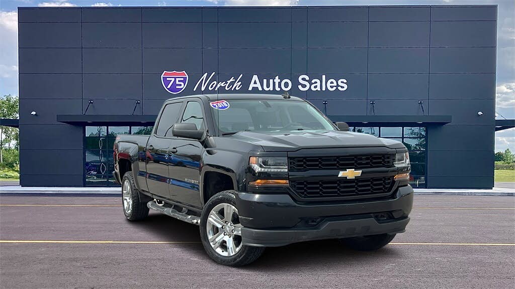 2018 Chevrolet Silverado 1500 Custom Crew Cab 4WD