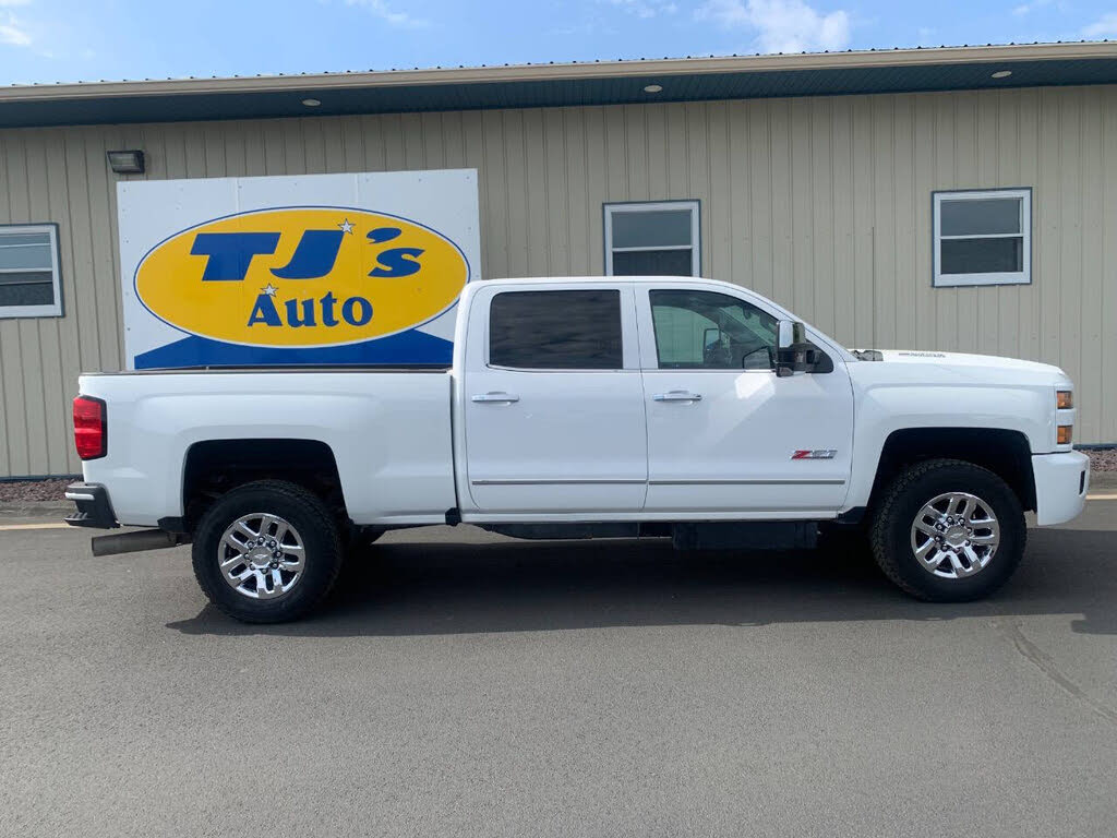 2016 Chevrolet Silverado 3500HD LTZ Crew Cab 4WD