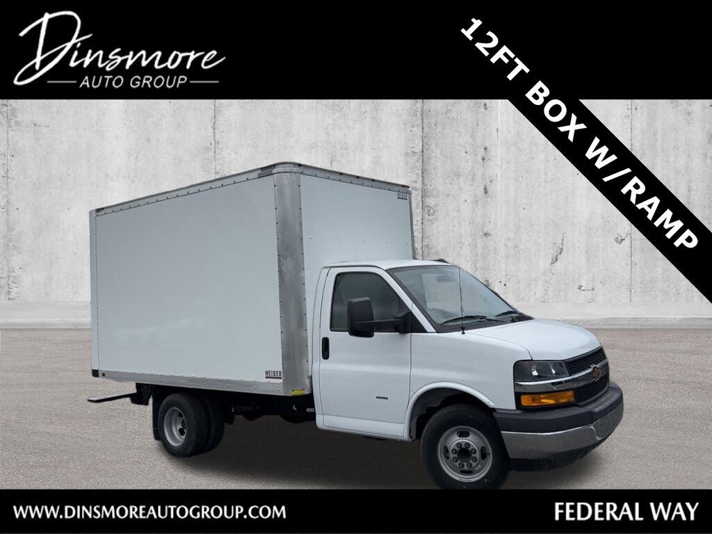 2024 Chevrolet Express Chassis 3500 Cutaway 139