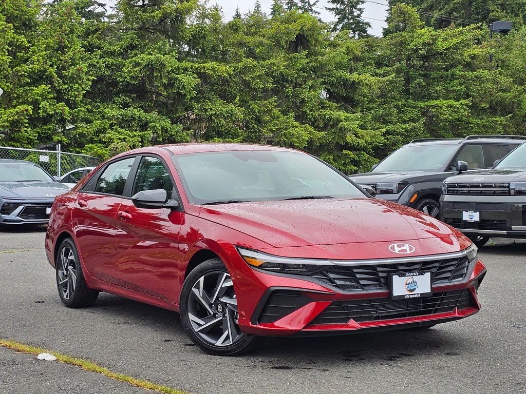 2025 Hyundai Elantra SEL Sport FWD