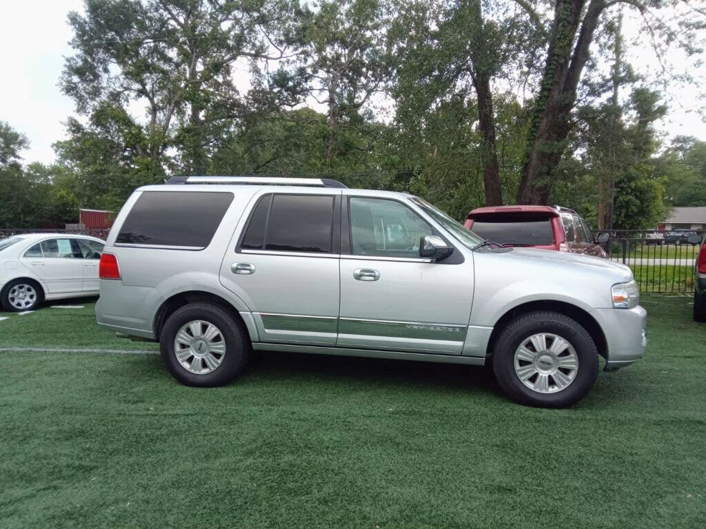 2014 Lincoln Navigator RWD