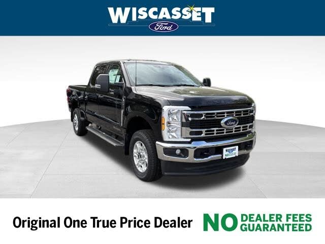 2025 Ford F-250 Super Duty XLT Crew Cab 4WD