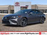 Toyota Camry Hybrid SE FWD
