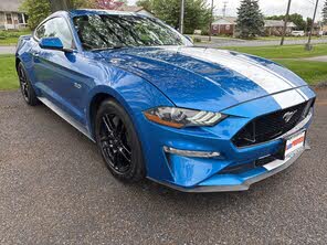Ford Mustang GT Premium Coupe RWD