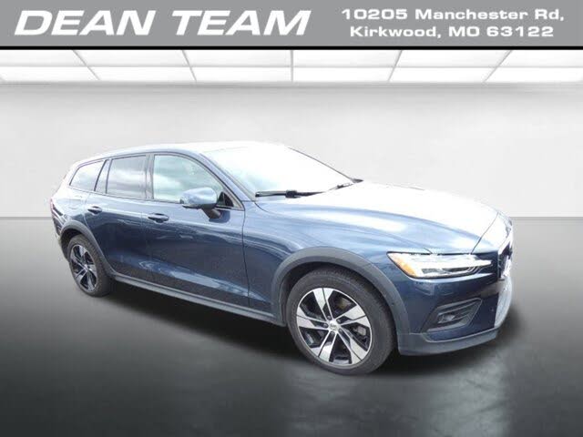 2022 Volvo V60 Cross Country T5 AWD