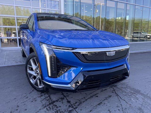 2025 Cadillac OPTIQ Luxury 1 AWD