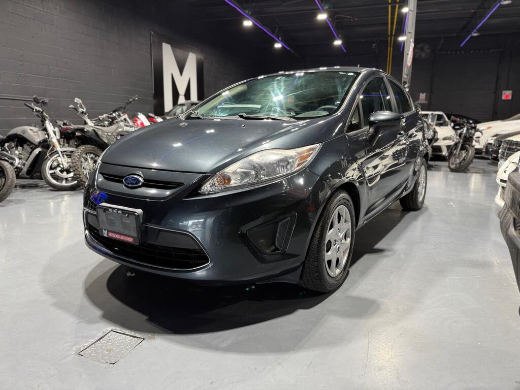 Ford Fiesta SE Hatchback 2011