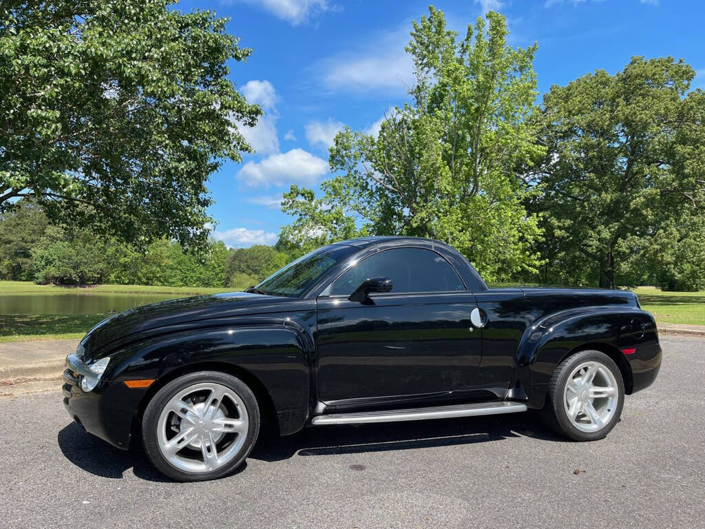 2003 Chevrolet SSR LS RWD