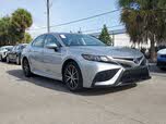 Toyota Camry SE FWD