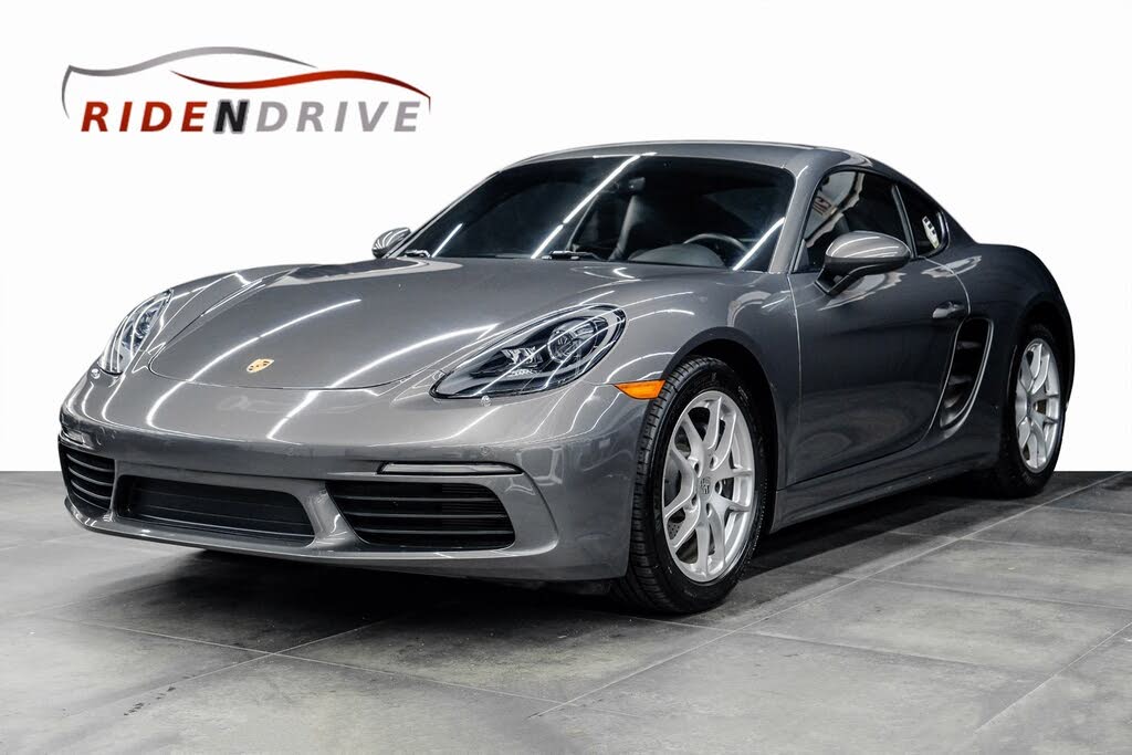 2022 Porsche 718 Cayman T RWD