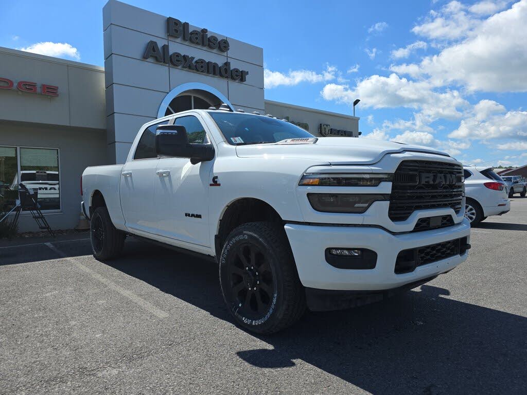 2025 RAM 2500 Laramie Crew Cab 4WD