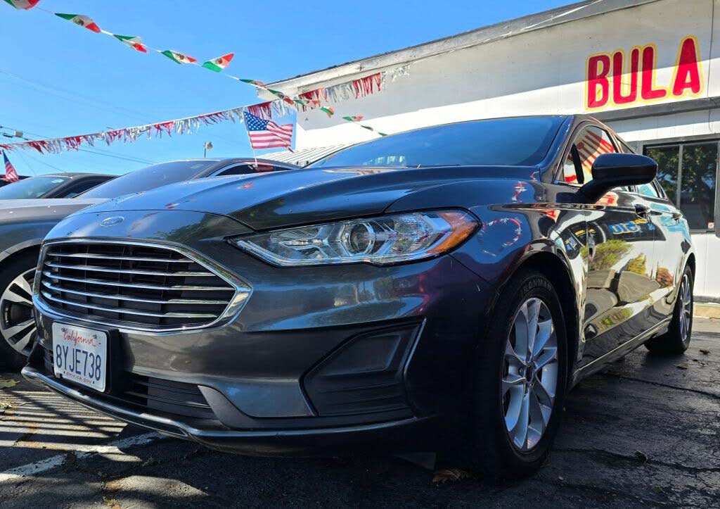 2020 Ford Fusion SE FWD