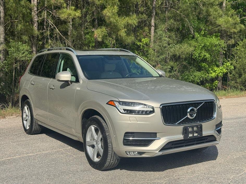 2018 Volvo XC90 T5 Momentum 5-Passenger AWD