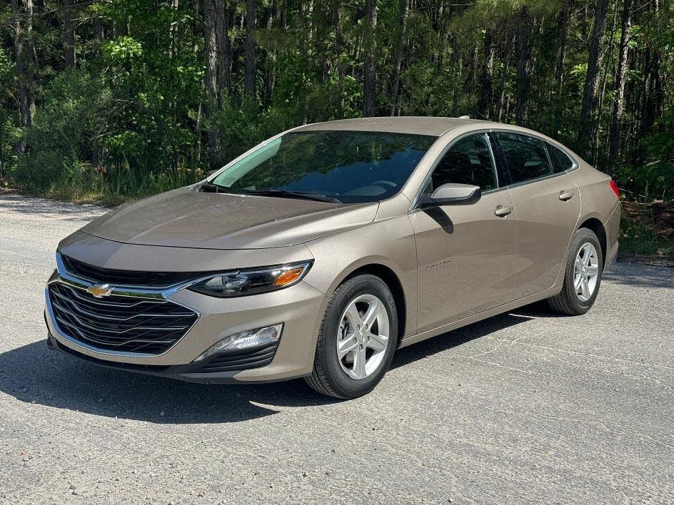 2024 Chevrolet Malibu LT with 1LT FWD