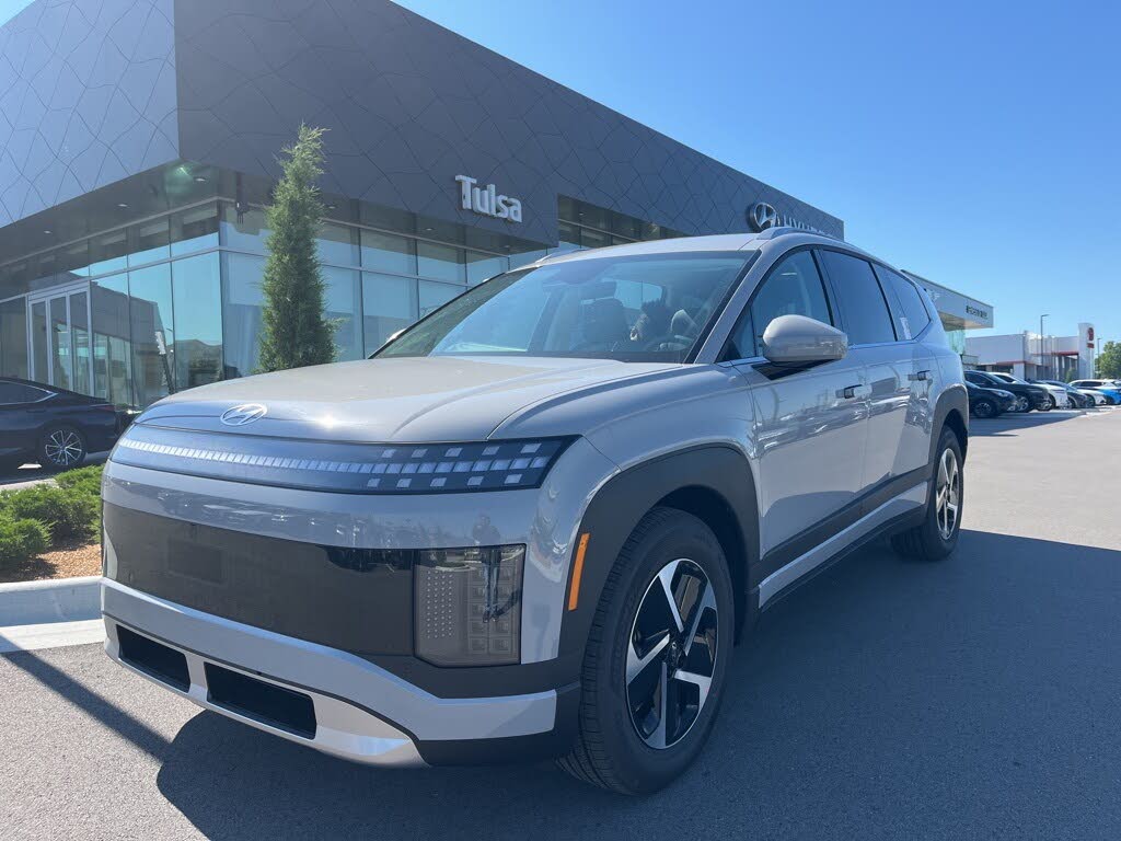 2026 Hyundai Ioniq 9 SE AWD