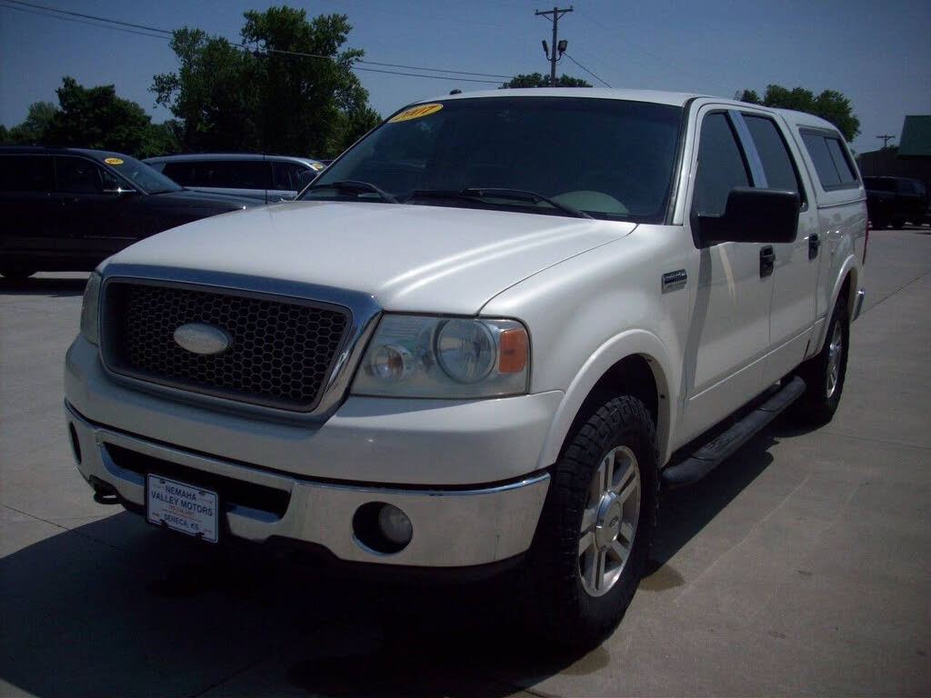 2007 Ford F-150 Lariat SuperCrew 5.5ft Bed 4WD