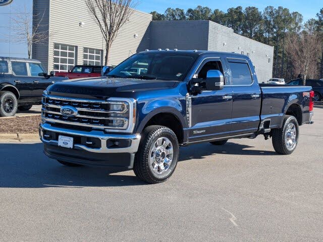 2024 Ford F-350 Super Duty Lariat Crew Cab 4WD